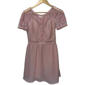 Kimchi Blue Pink sheer sleeve fit and flare dress size 2